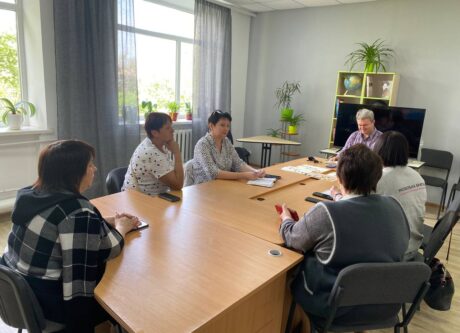 Мобільна бригада соціально психологічної допомоги у селі Велика Олександрівка взяли участь у фокус-груповій дискусії щодо безпекової ситуації у громаді.