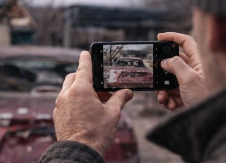 Як зафіксувати пошкодження авто внаслідок обстрілів: покрокова інструкція від юриста