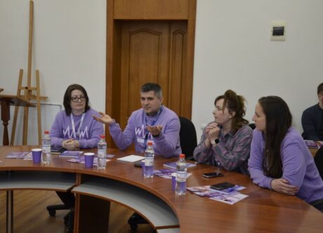 Коли партнерство працює: як у громаді створюють систему підтримки постраждалих від гендерно зумовленого насильства