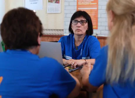 Закулісся роботи мобільної команди психосоціальної підтримки в Донецькій області, яка працює в рамках проєкту IMPACT